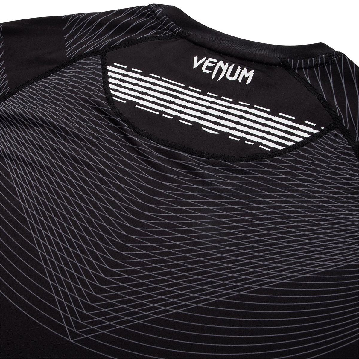Venum Club 182 Dry Tech Crewneck T-Shirt - Black Venum