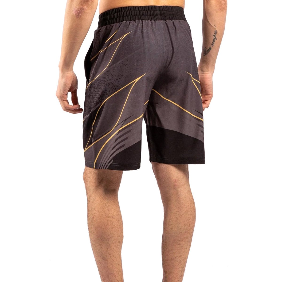 वेनम UFC रेप्लिका चैंपियन ट्रेनिंग शॉर्ट्स - काला/सोना - फोर्ज़ा स्पोर्ट्स